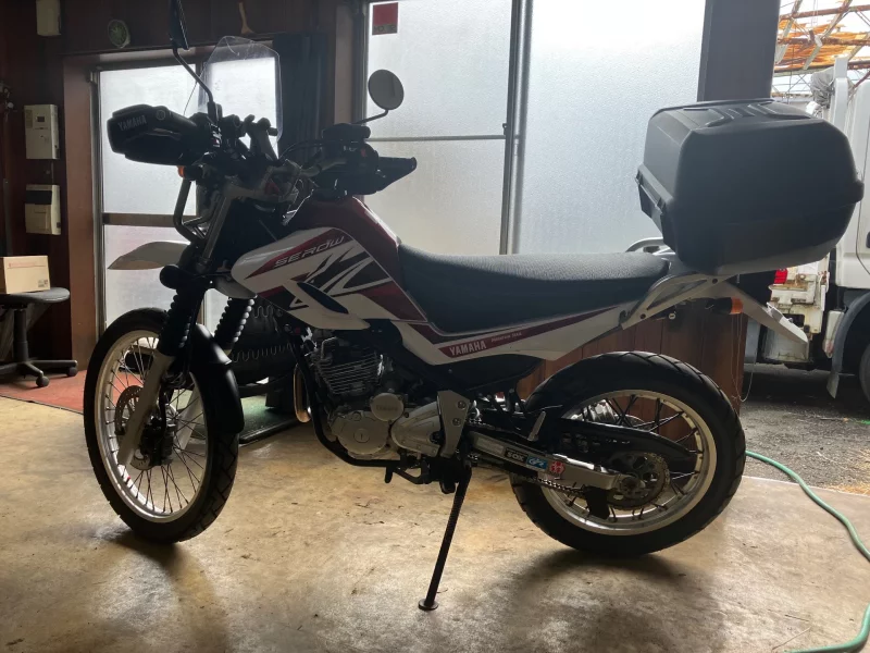 Yamaha SEROW 250 FI