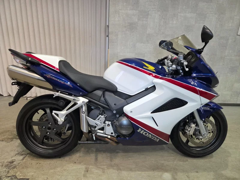 Honda VFR800 ABS