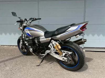 Yamaha XJR400R-1