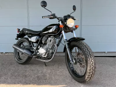 Honda CB223S