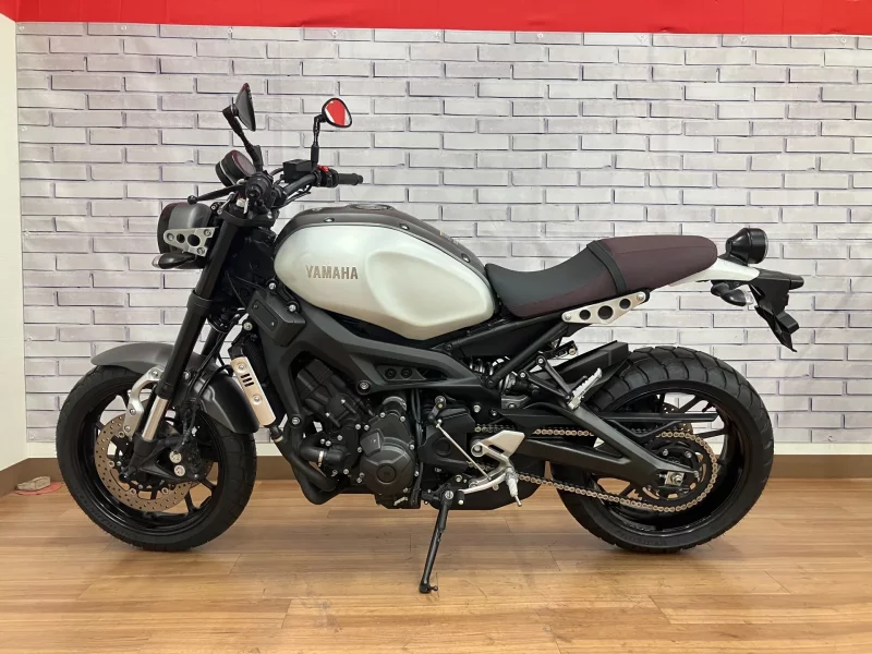 Yamaha XSR900