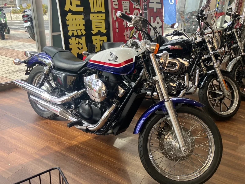 Honda VT750S
