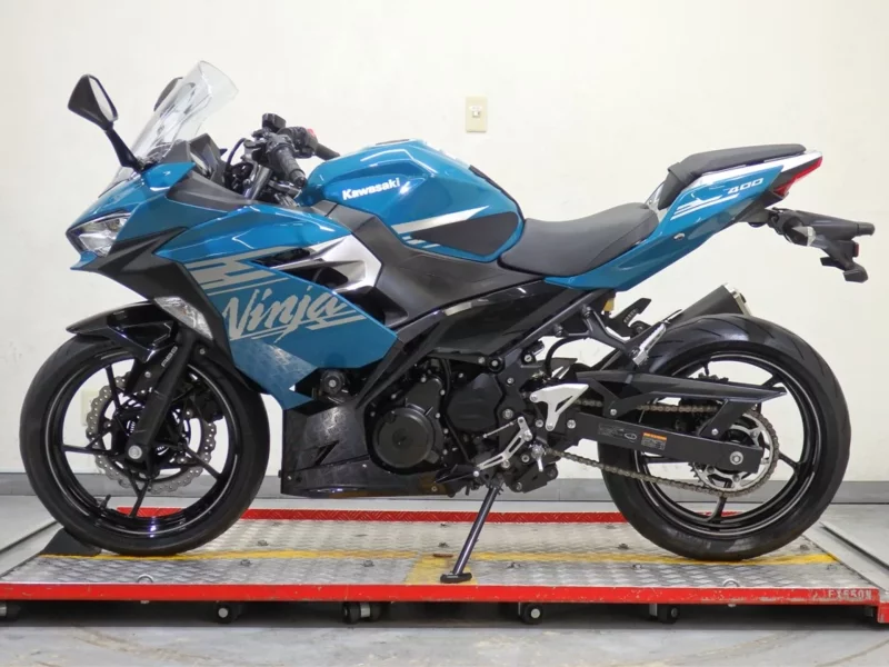 Kawasaki Ninja 400