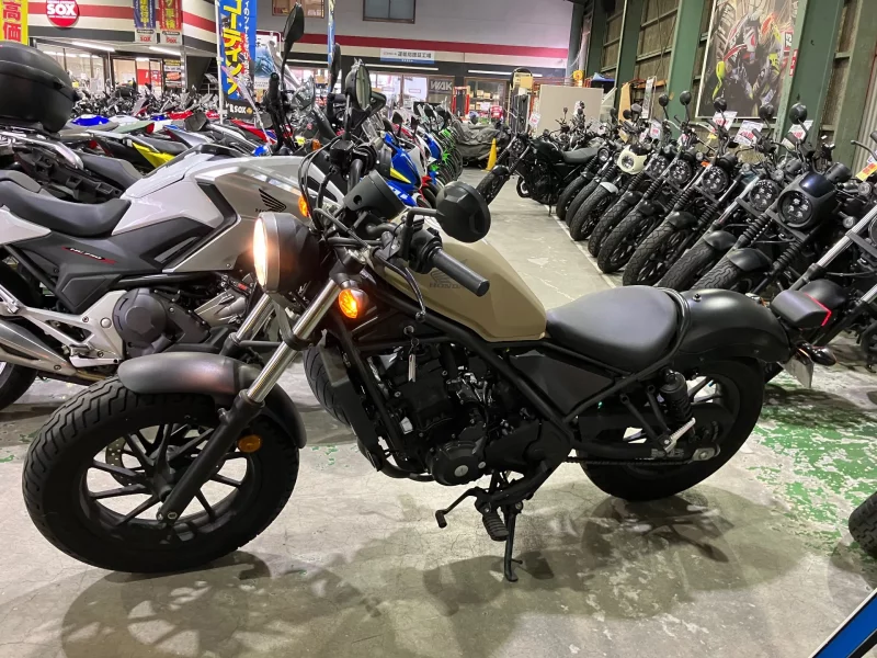 Honda REBEL