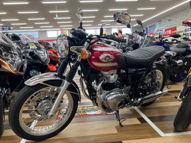 Kawasaki W800