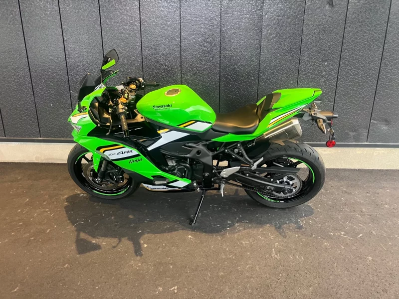 Kawasaki NINJA ZX-4RR