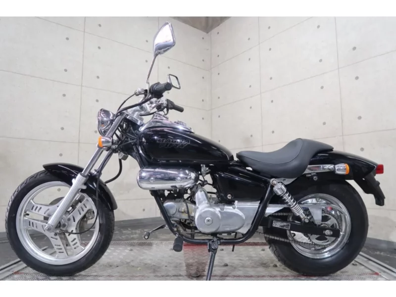 Honda MAGNA 50