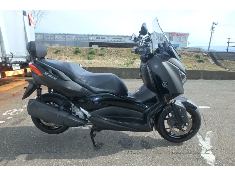 Yamaha XMAX