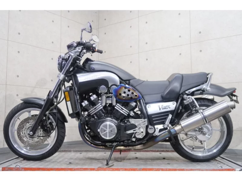 Yamaha V-MAX