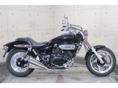 Honda V-TWIN MAGNA