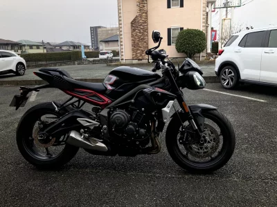 Triumph TRIUMPH STREET TRIPLE R LOW