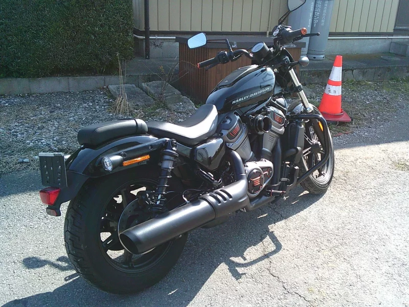 Harley-Davidson HARLEY RH975 NIGHT STAR