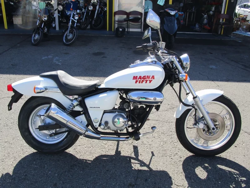 Honda MAGNA 50