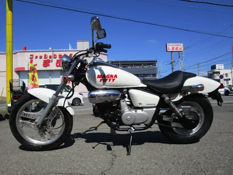 Honda MAGNA 50