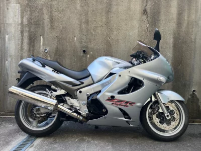 Kawasaki ZZR1200