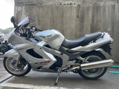Kawasaki ZZR1200