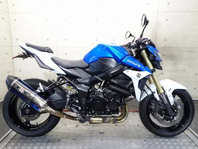 Suzuki GSR750