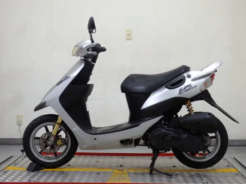 Suzuki ZZ