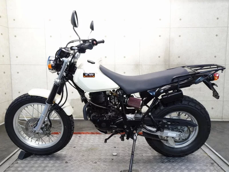 Yamaha TW225