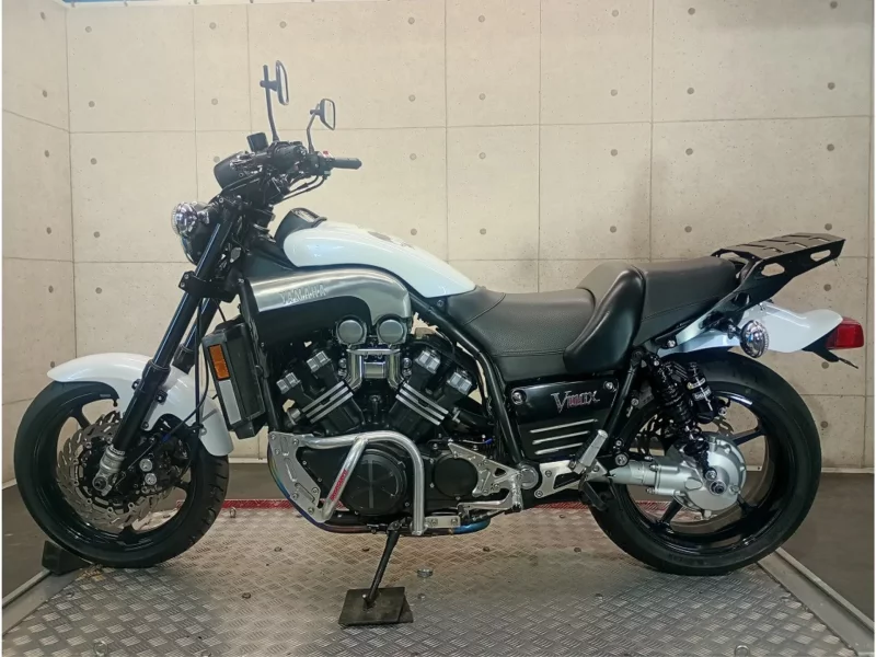 Yamaha V-MAX