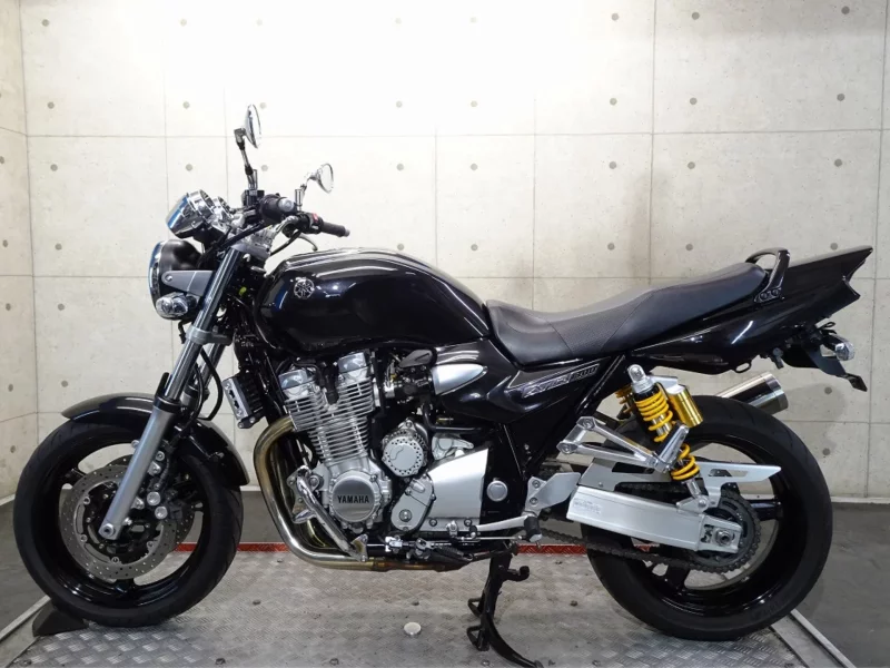 Yamaha XJR1300