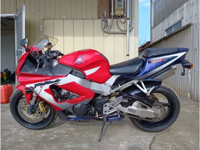 Honda CBR929RR FIRE BLADE