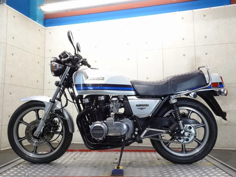 Kawasaki Z750FX