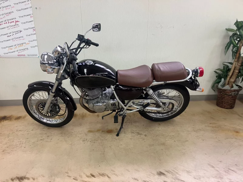 Suzuki ST250 E Type