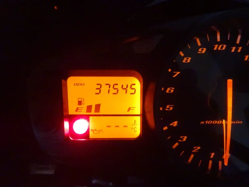 Suzuki GSR400