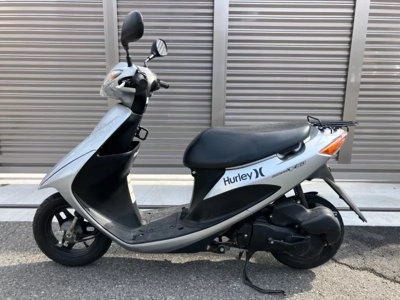 Suzuki ADDRESS V50
