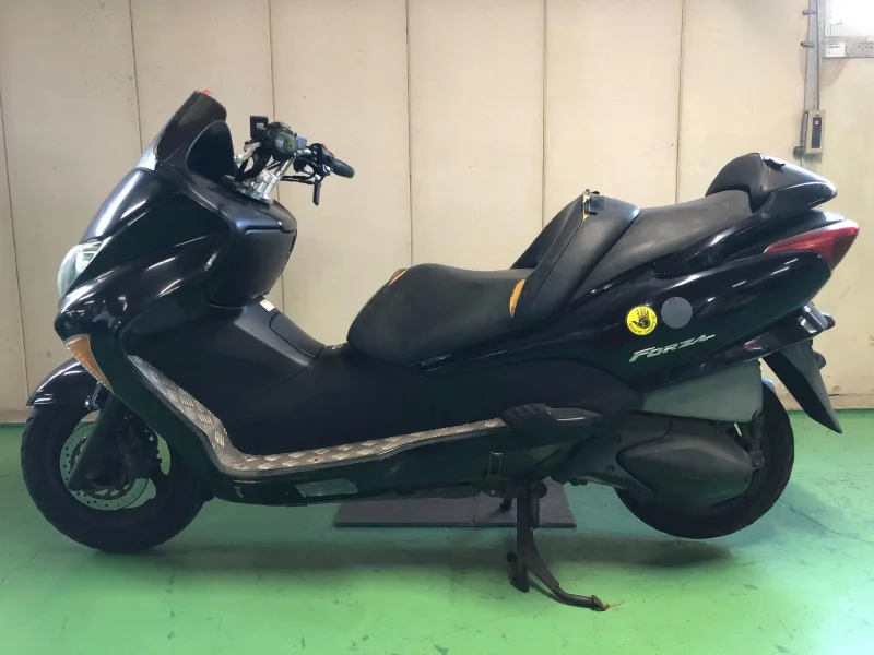 Honda FORZA