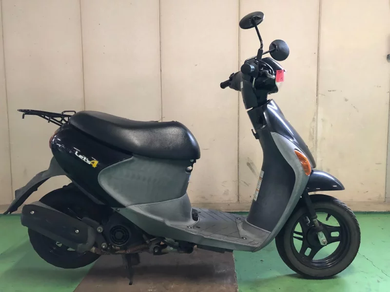 Suzuki LET S4