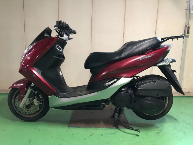 Yamaha MAJESTYS