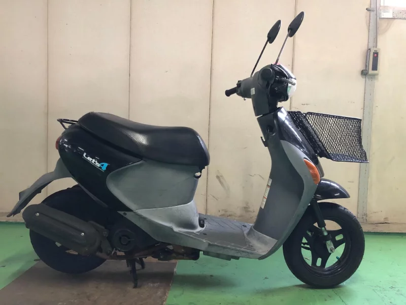 Suzuki LET S4