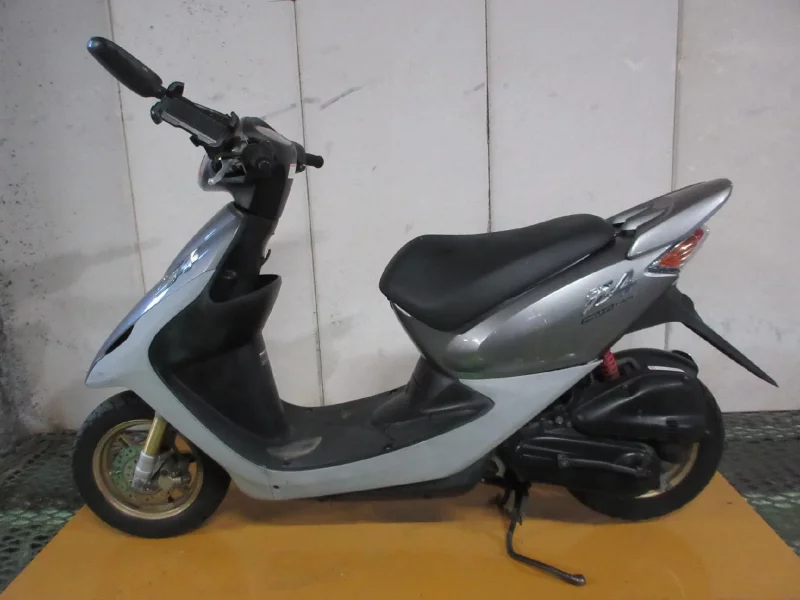 Honda DIO Z4