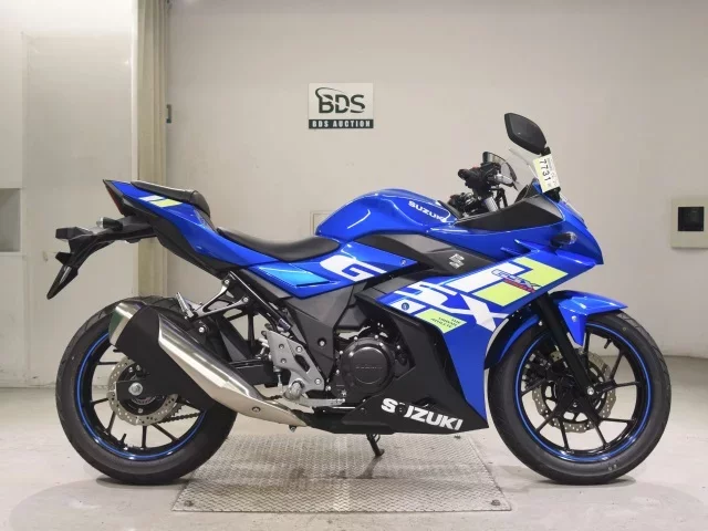 Suzuki GSX250RA