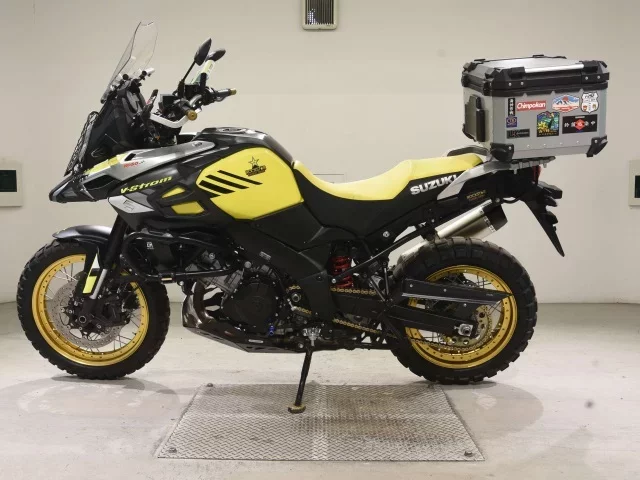 Suzuki V STROM 1000XTA
