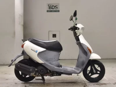 Suzuki LET S4