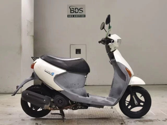 Suzuki LET S4