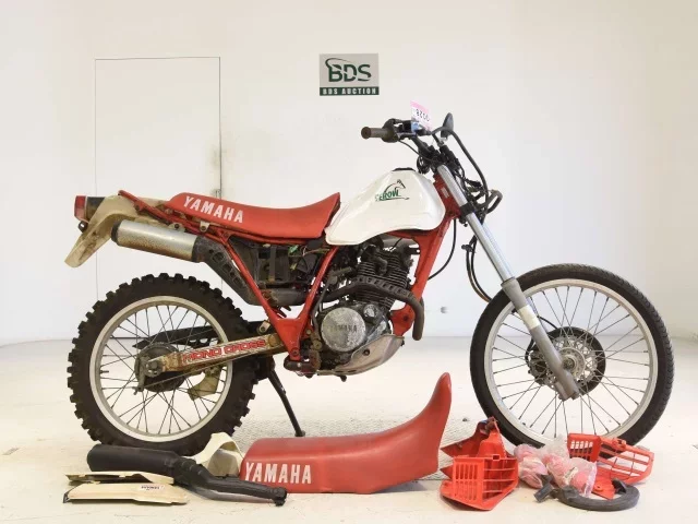 Yamaha SEROW 225-1 SHO LOUIS NOT EQUIPPED