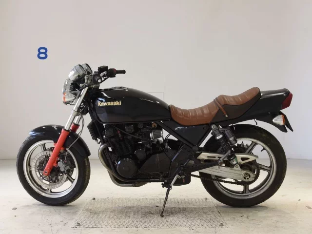Kawasaki ZEPHYR400-2 SHO LOUIS NOT EQUIPPED
