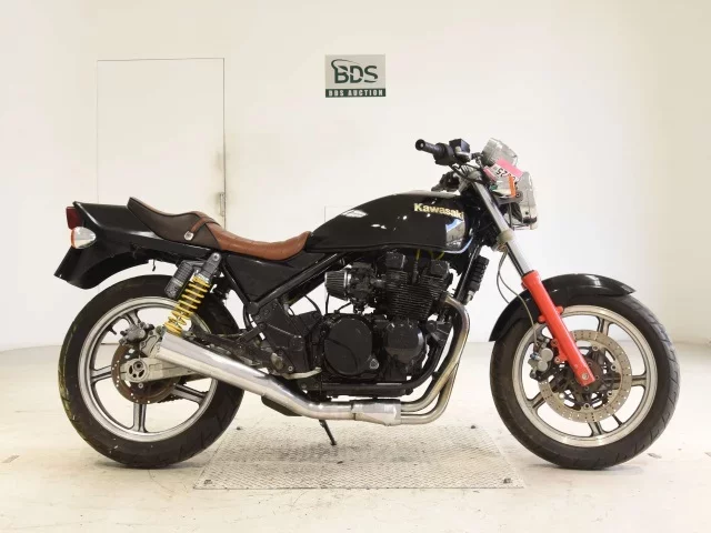 Kawasaki ZEPHYR400-2 SHO LOUIS NOT EQUIPPED