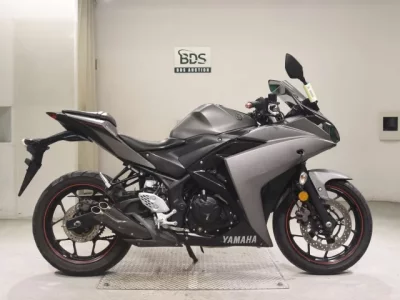 Yamaha YZF-R25A