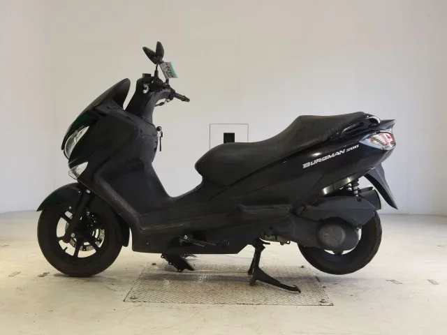 Suzuki BURGMAN200
