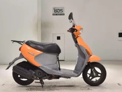 Suzuki LET S4