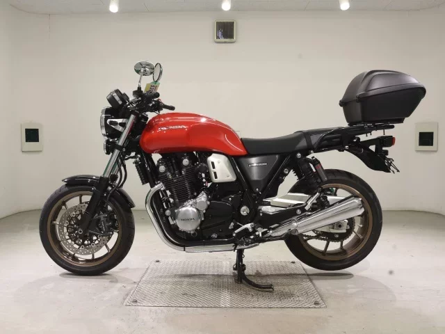 Honda CB1100RS