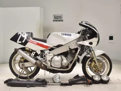 Yamaha FZR400R SHO LOUIS NOT EQUIPPED
