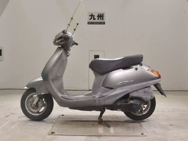 Honda LEAD 100