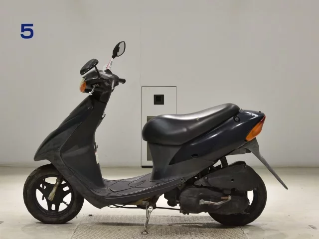 Suzuki LET S2