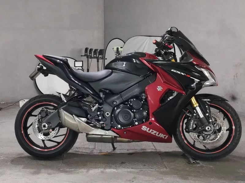Suzuki GSX-S1000F